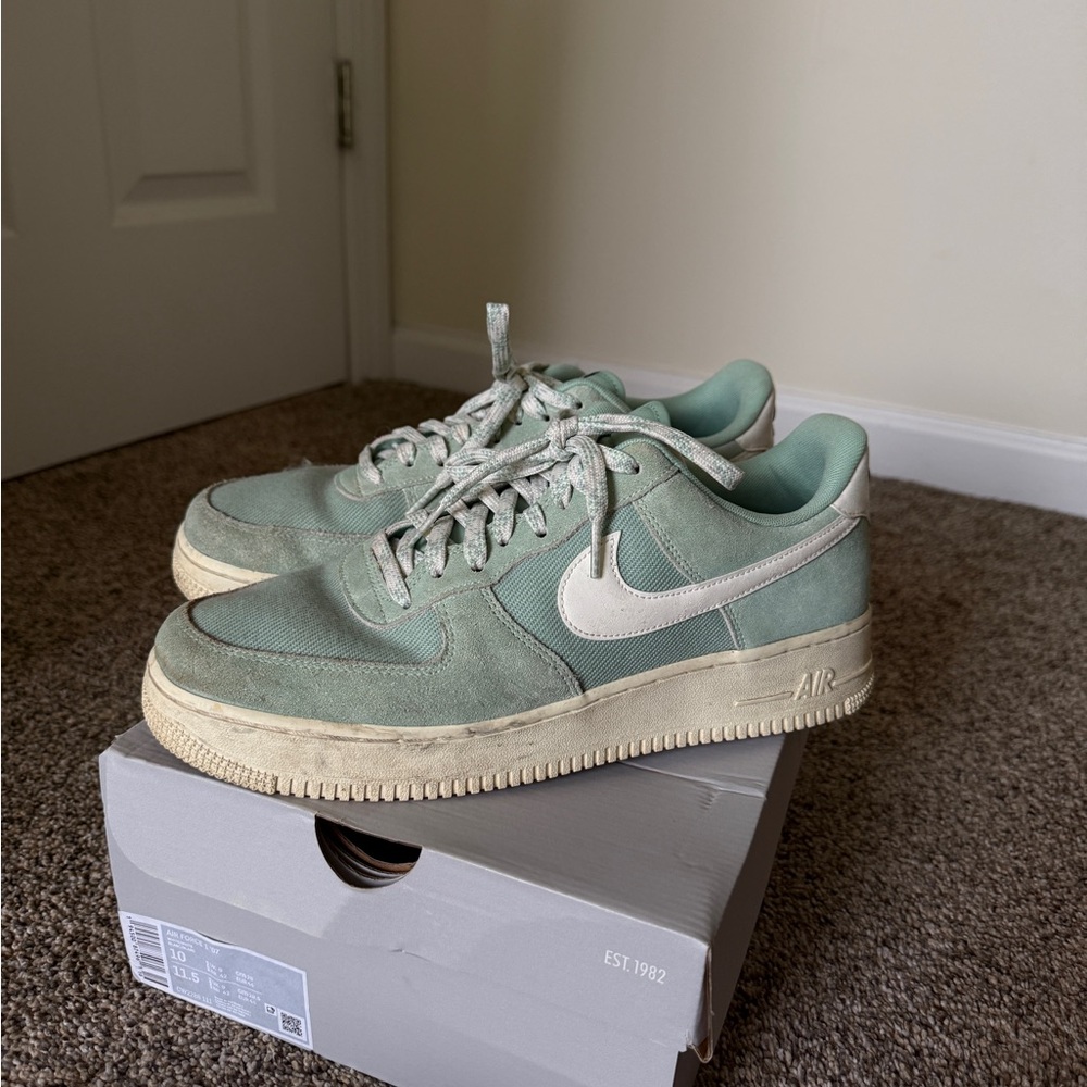 Men’s Air Force 1s